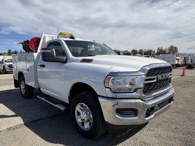 Image of Dodge Ram 2500 equipment image 1