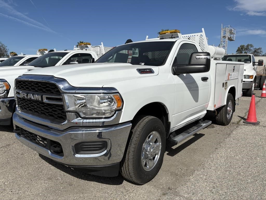 2024 Dodge Ram 2500 Equipment Image0