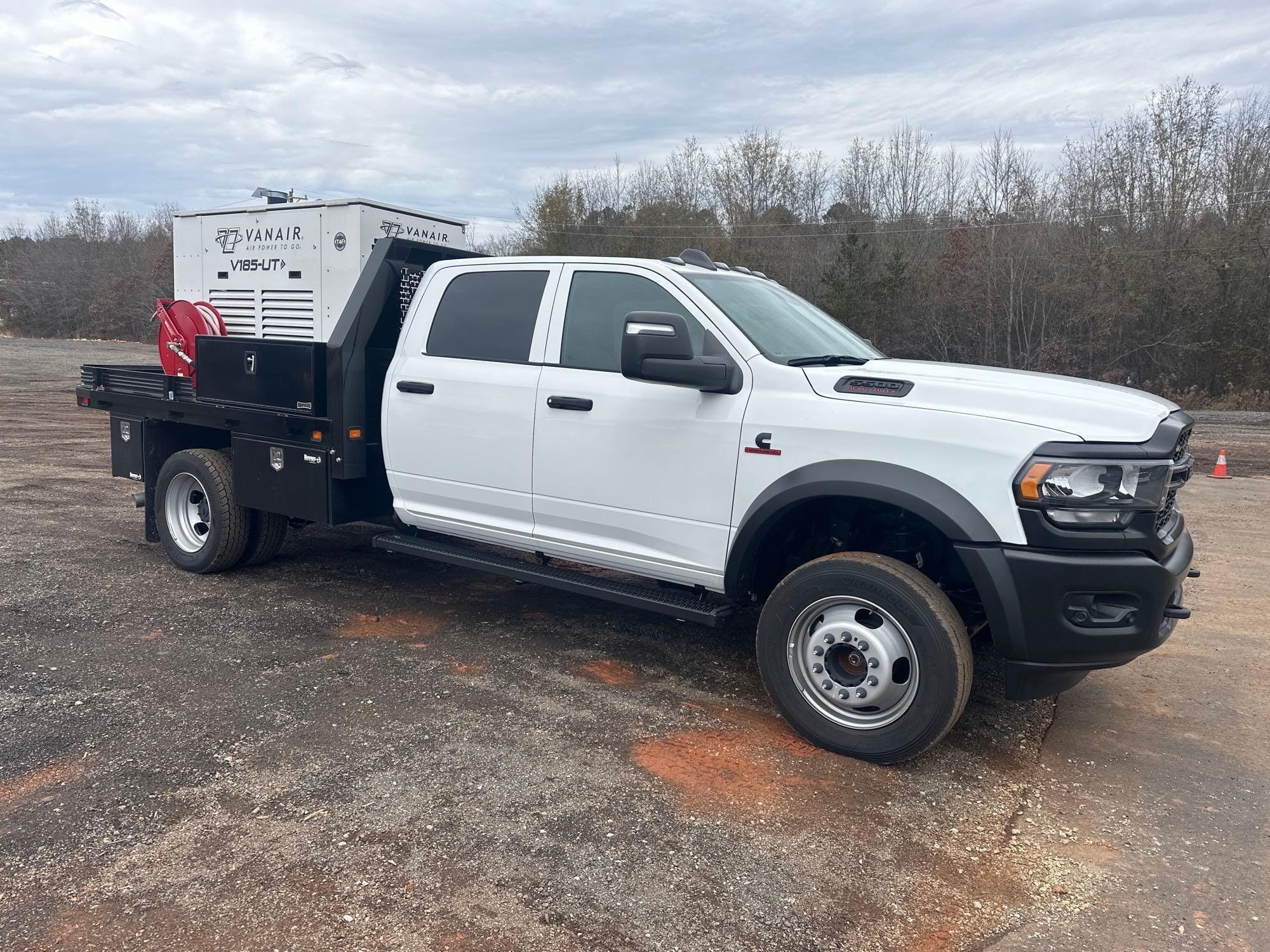 2024 Dodge Ram 5500HD Equipment Image0