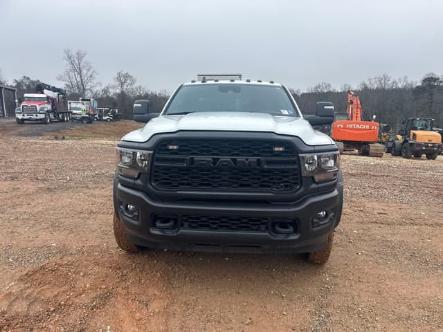 Image of Dodge Ram 5500HD equipment image 2