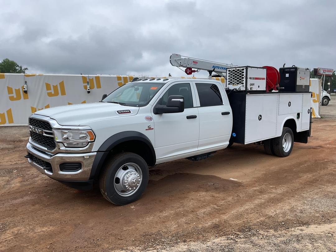 Image of Dodge Ram 5500 Primary image