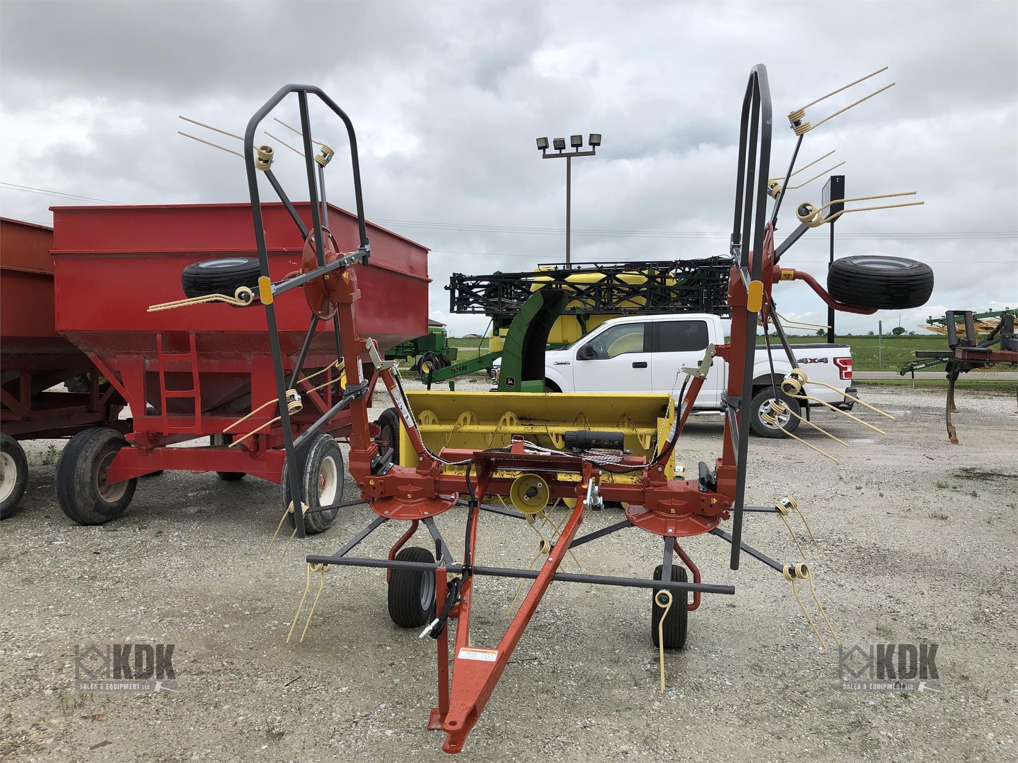 2024 Rhino PT419H Equipment Image0