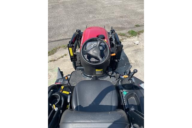 Image of Yanmar SA223 equipment image 4