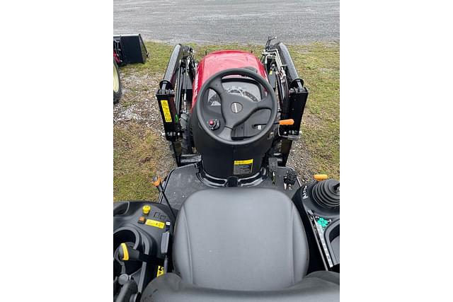 Image of Yanmar SA325 equipment image 3