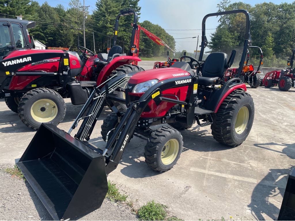 2024 Yanmar SA425 Equipment Image0