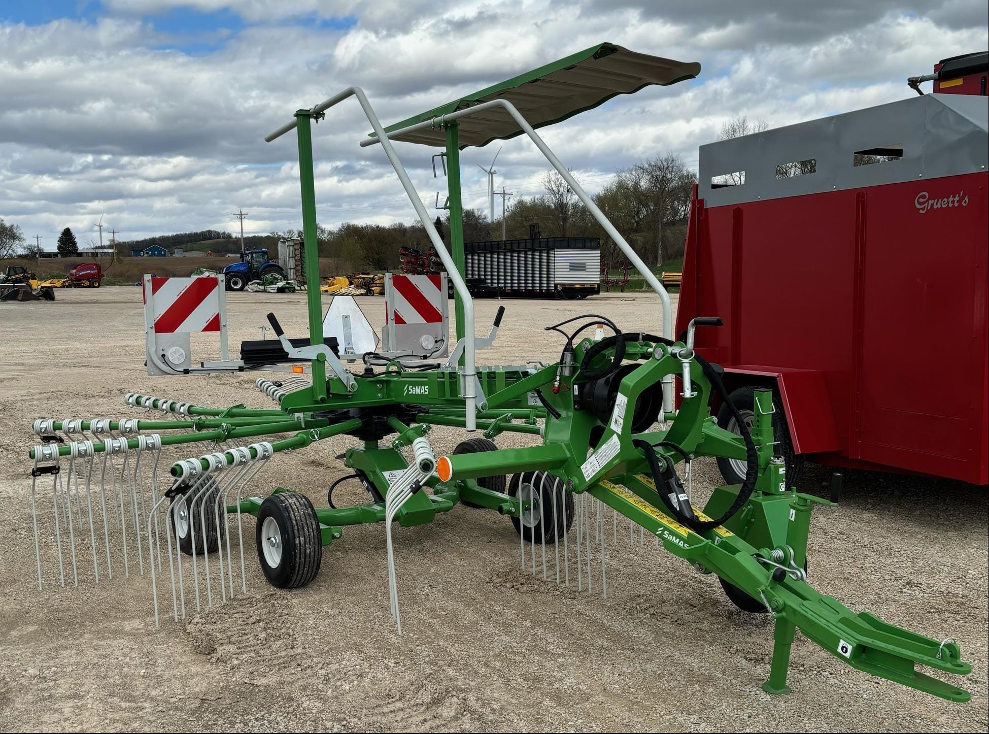 2024 SaMasz UNO 410  Equipment Image0