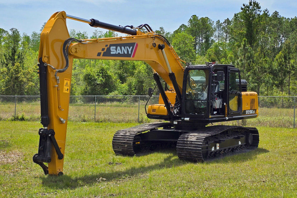 2025 SANY SY215C LC Equipment Image0