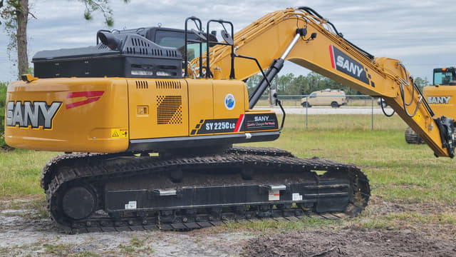 Image of SANY SY225C LC equipment image 2