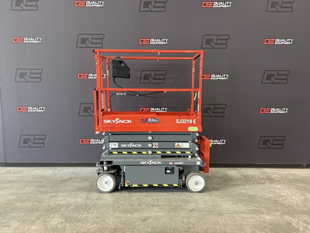 2024 Sky Jack SJ3219 Equipment Image0