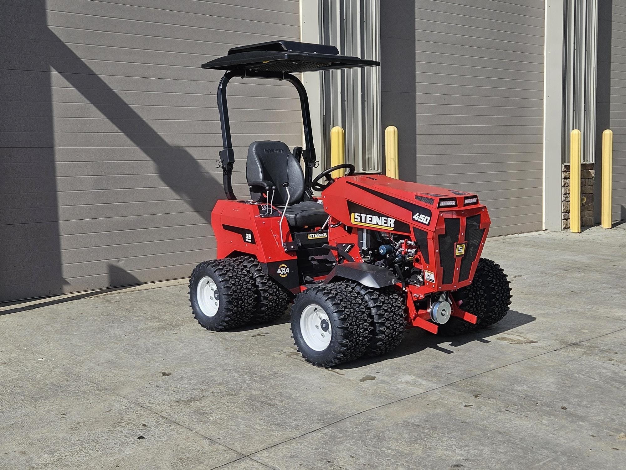 2024 Steiner 450 Equipment Image0