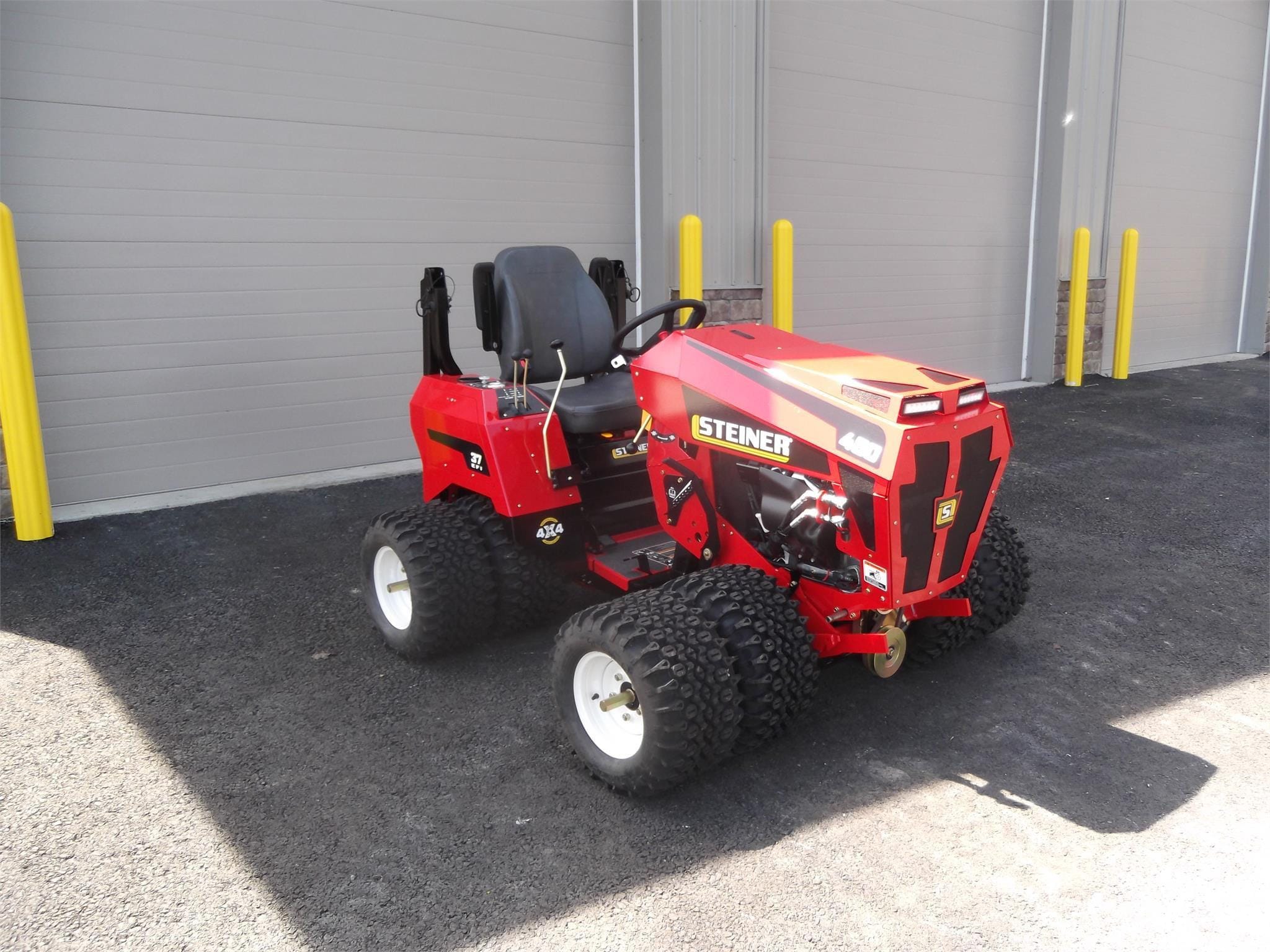 2024 Steiner 450 Equipment Image0