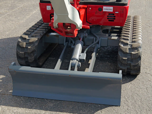 Image of Takeuchi TB216 equipment image 2