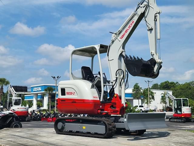 Image of Takeuchi TB235-2 equipment image 1