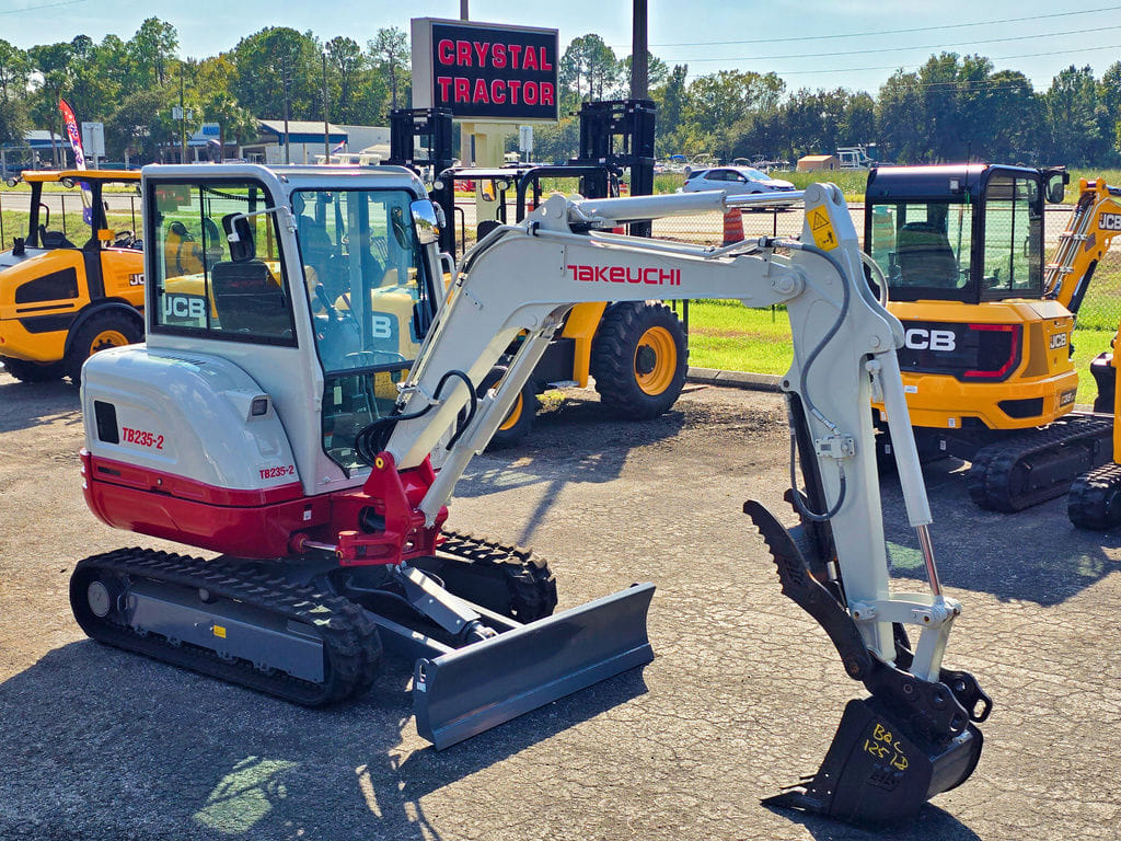 2026 Takeuchi TB235-2 Equipment Image0