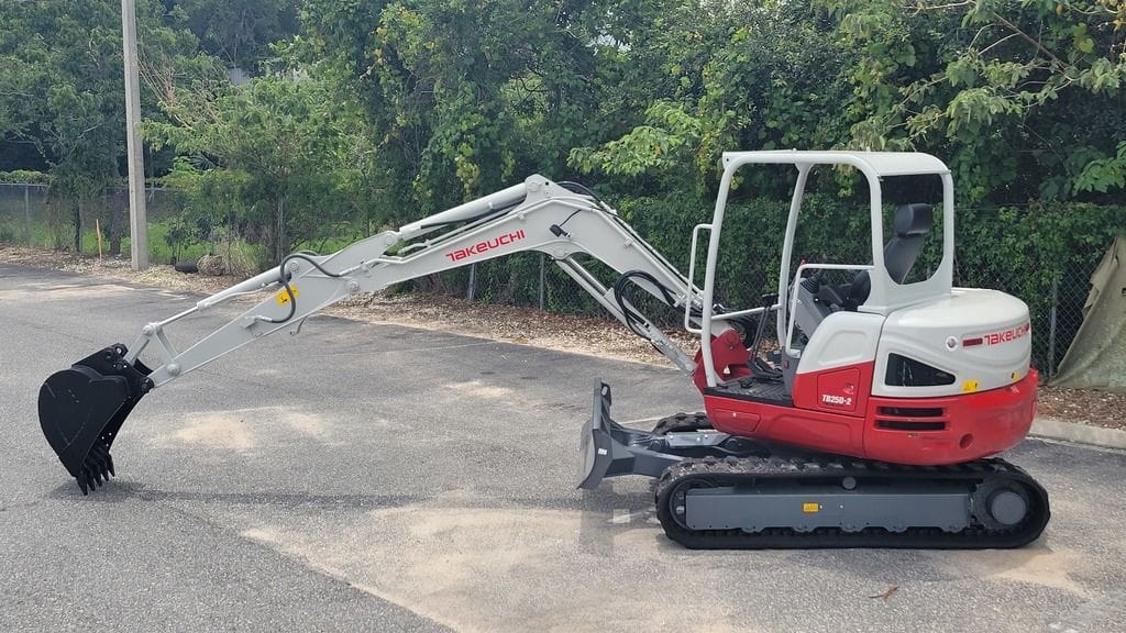 2026 Takeuchi TB250-2 Equipment Image0