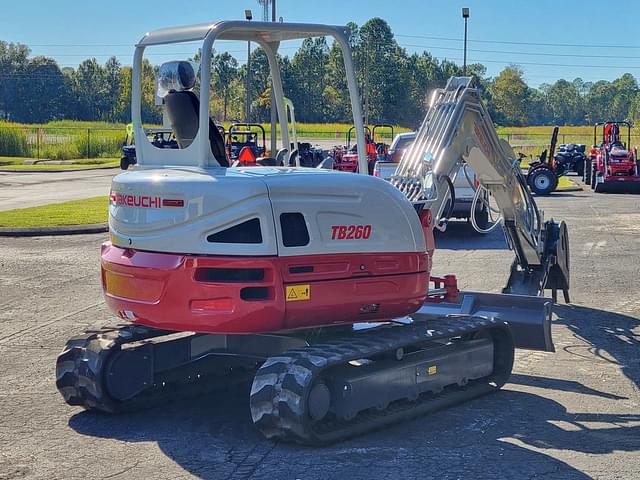 Image of Takeuchi TB260 equipment image 2