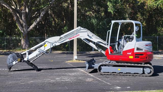 Image of Takeuchi TB260 equipment image 1