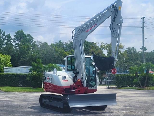 Image of Takeuchi TB290 equipment image 4