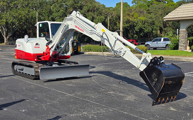 Image of Takeuchi TB290 equipment image 1