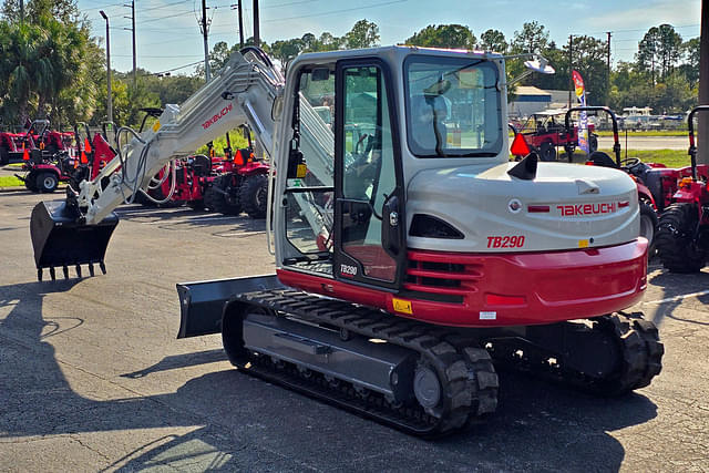 Image of Takeuchi TB290 equipment image 3