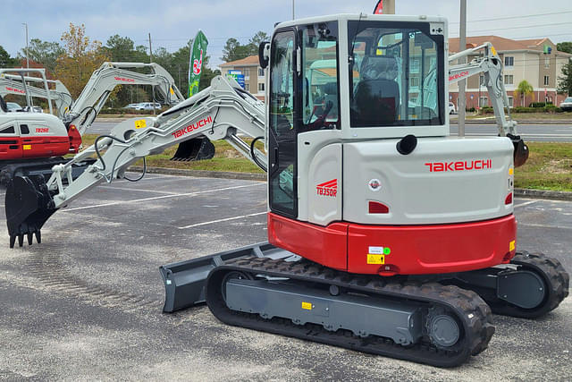 Image of Takeuchi TB350R equipment image 3