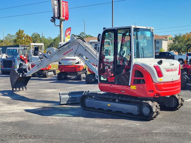 Image of Takeuchi TB370 equipment image 1