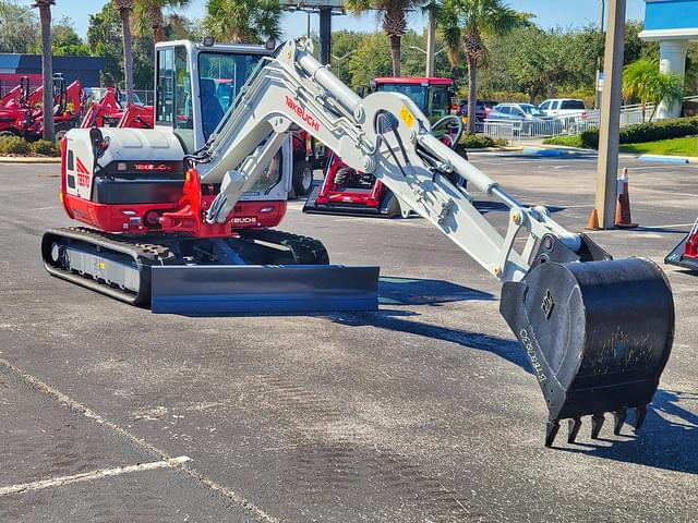 Image of Takeuchi TB370 equipment image 3