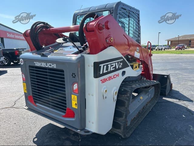 Image of Takeuchi TL12V2 equipment image 2