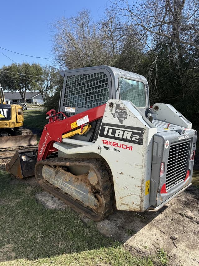 Image of Takeuchi TL8R2 equipment image 3