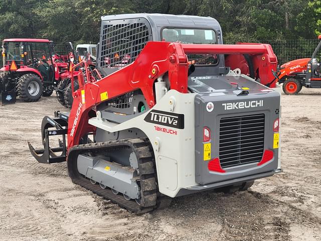 Image of Takeuchi TL10V2 equipment image 3