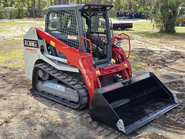 Image of Takeuchi TL8R2 equipment image 2