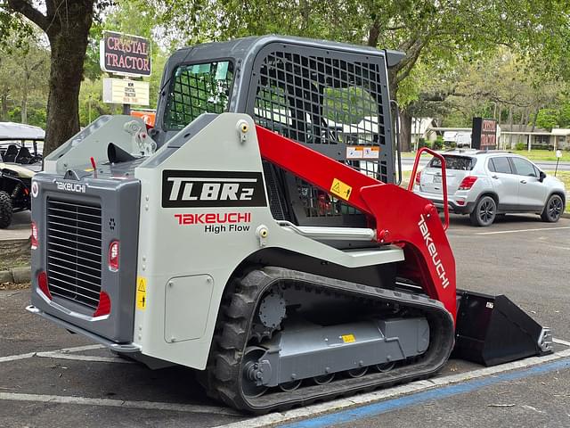 Image of Takeuchi TL8R2 equipment image 3