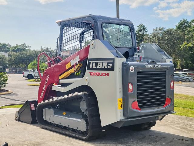 Image of Takeuchi TL8R2 equipment image 3