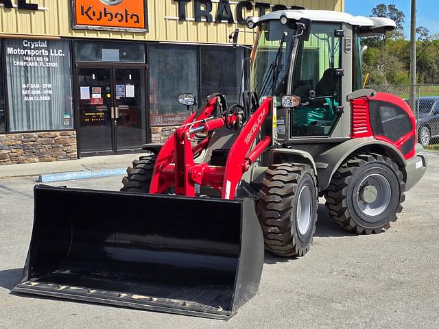 Image of Takeuchi TW80 equipment image 2