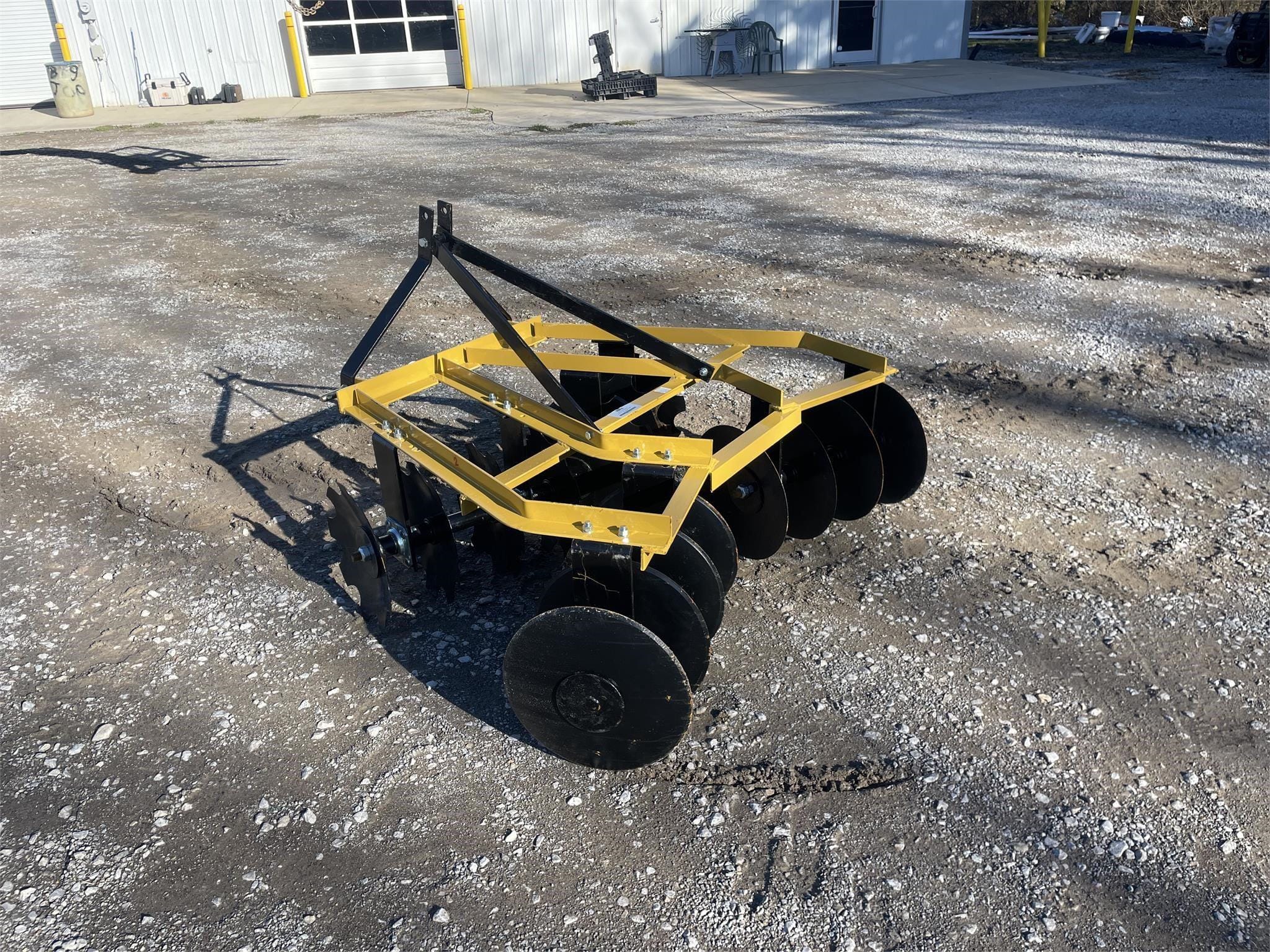 2024 Taylor-Way 233-16-16G-SB-C Equipment Image0