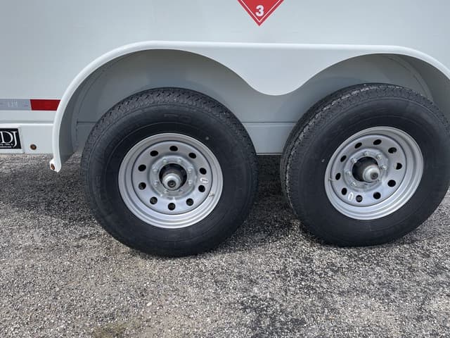 Image of Thunder Creek EV750 equipment image 4