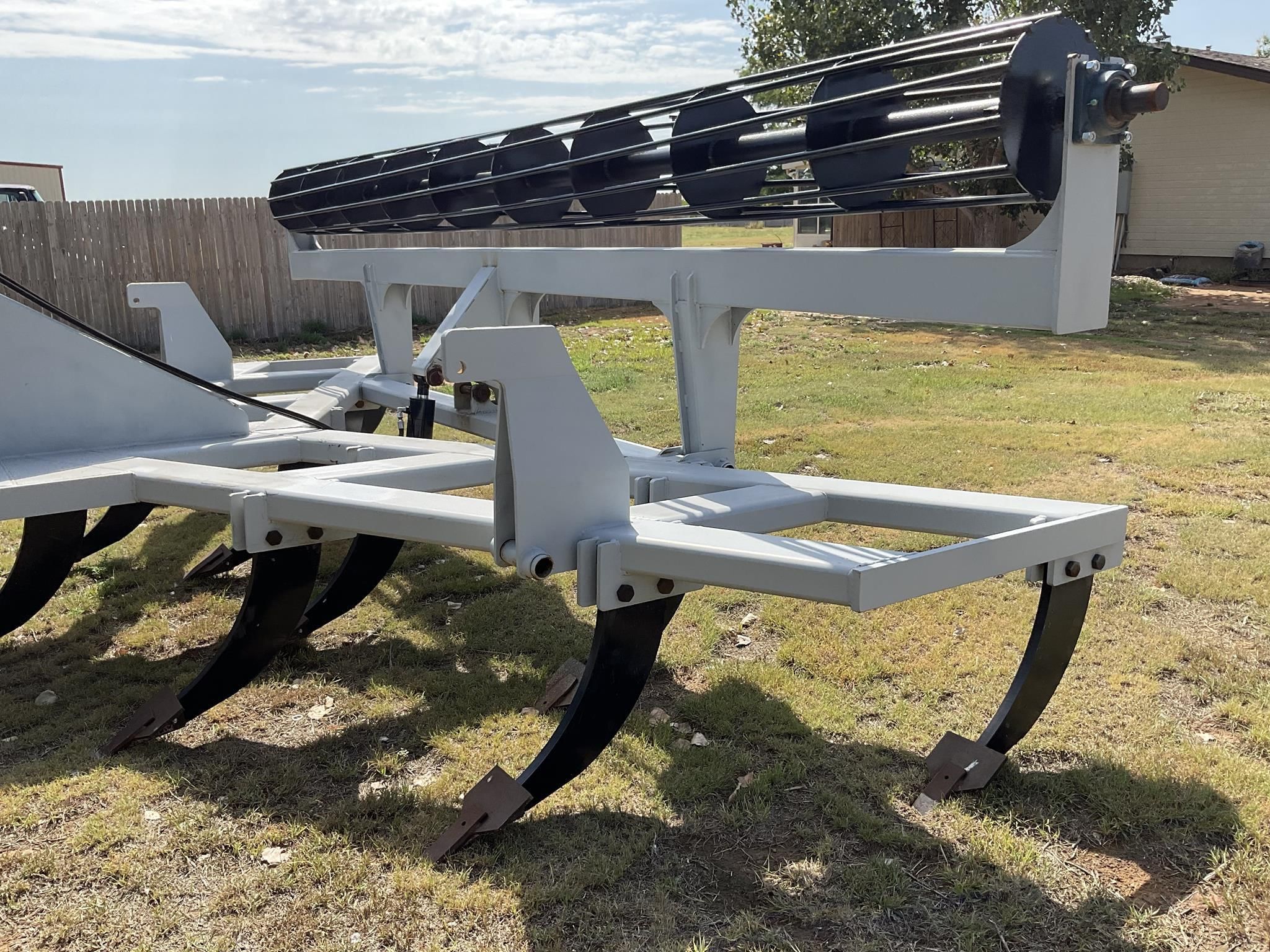 2024 TJ 18 Equipment Image0