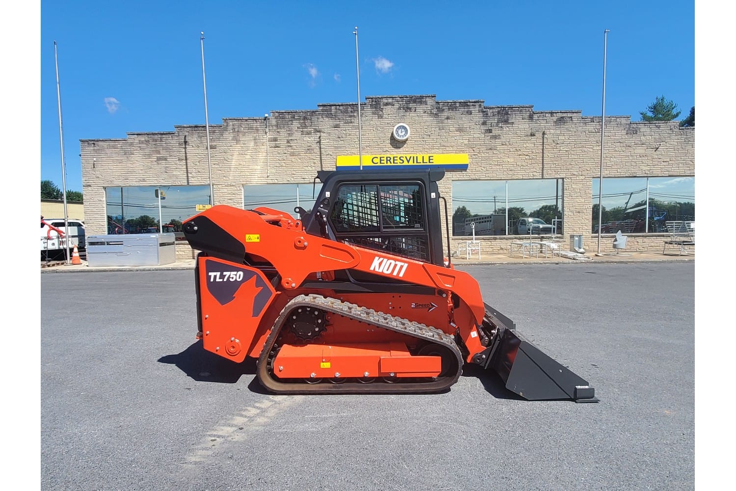 2024 Kioti TL750 Equipment Image0