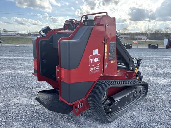 Image of Toro Dingo TX700 equipment image 3