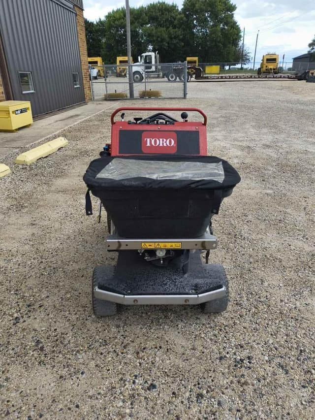 Image of Toro Stand-On Spray Master Lean-to-Steer equipment image 1