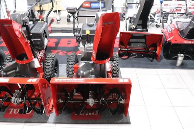 Image of Toro Power Max 826 OAE equipment image 1