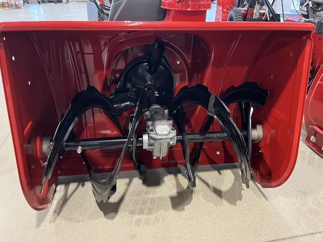 Image of Toro Power Max 828 OAE equipment image 2