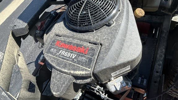 Image of Toro Timecutter Max equipment image 3