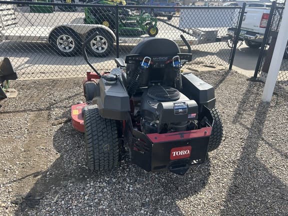 Image of Toro Titan equipment image 4