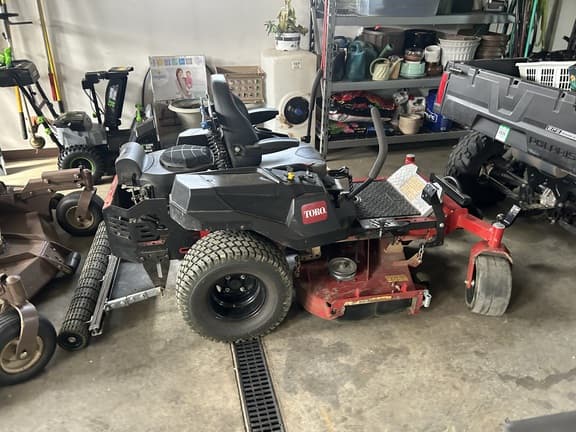 Image of Toro Titan equipment image 3