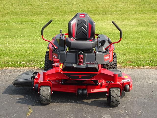 Image of Toro Titan equipment image 2
