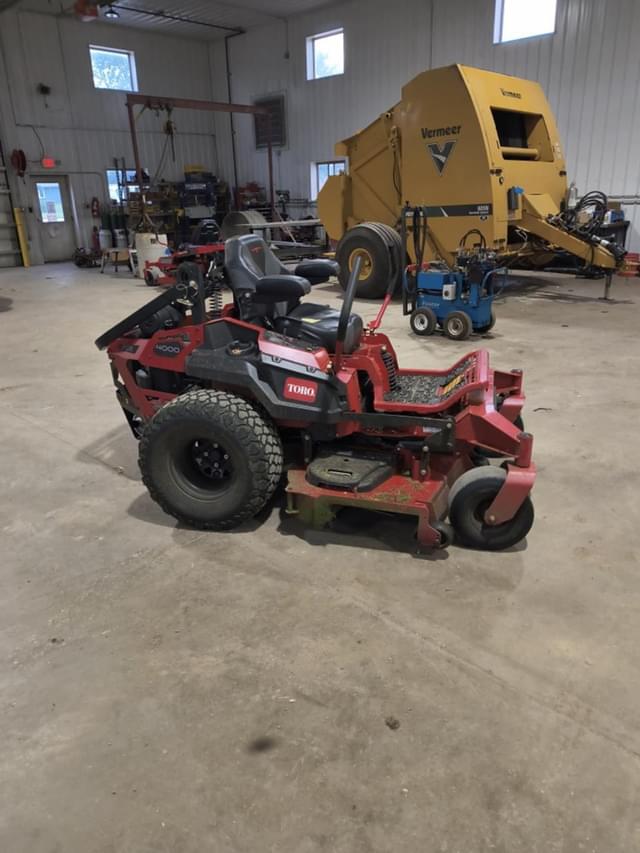 Image of Toro Z Master 4000 HDX equipment image 4