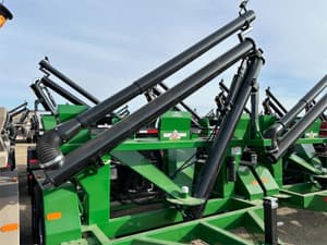 2024 Travis Seed Cart Image