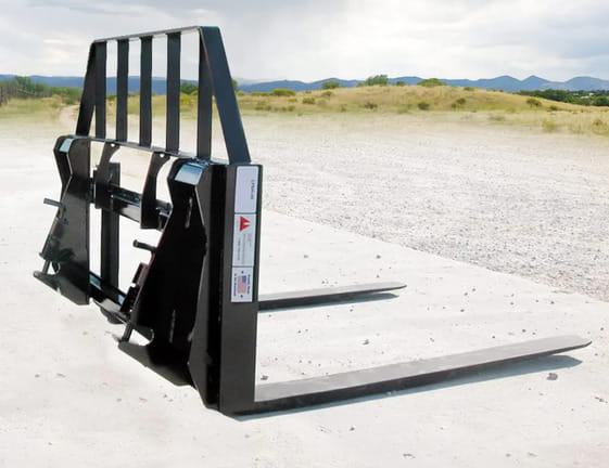 2026 Bush Hog Pallet Forks Equipment Image0