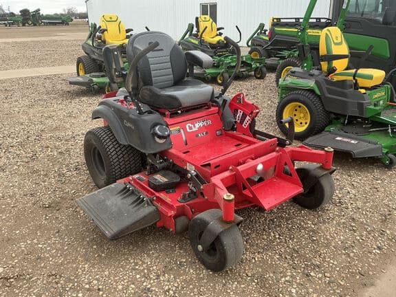 Image of Country Clipper XLT equipment image 3